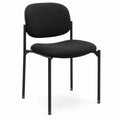 Chaise en tissu noir avec structur